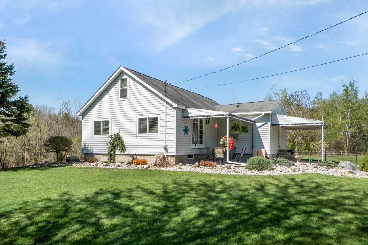 11380 Nichols Road Burt, MI 48417 - Photo 1 of 37