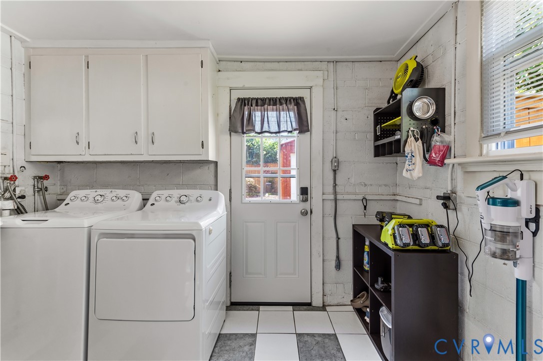 2107 Lennox Road Henrico, VA 23228 - Photo 23 of 47 Laundry area featuring a side-by-side washer and d