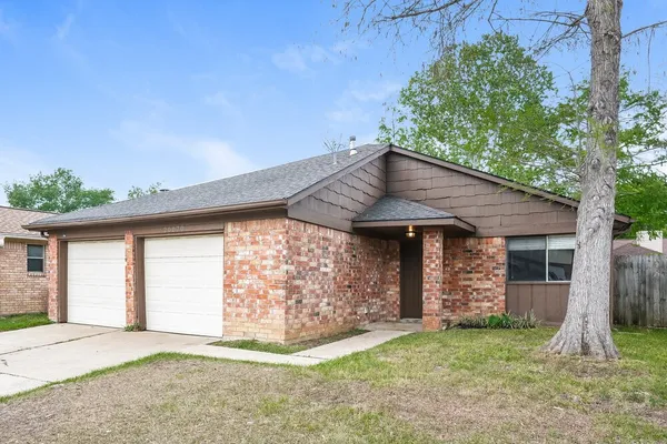 $1,975 | 20070 North Navaho Trail, Katy, TX 77449