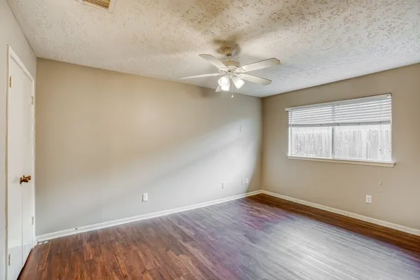 $1,975 | 20070 North Navaho Trail, Katy, TX 77449