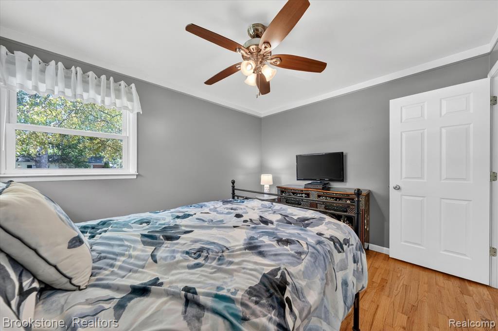 23784 Linne Street Clinton Township, MI 48035 - Photo 22 of 45