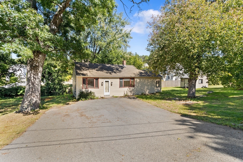 20 Carrington Avenue Dracut, MA 01826 - Photo 1 of 23