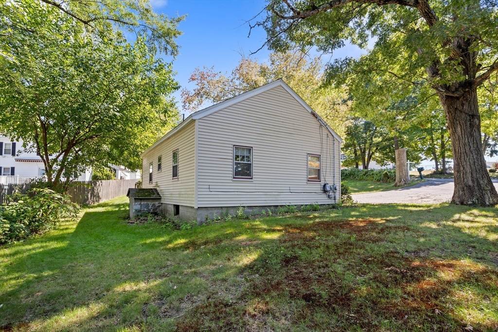 20 Carrington Avenue Dracut, MA 01826 - Photo 19 of 23