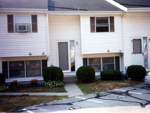 883 Mammoth Road, Unit 6 Manchester, NH 03104 - Photo 1 of 1