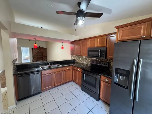 $1,700 | 4070 Looking Glass Lane, Unit 3106, Naples, FL 34112