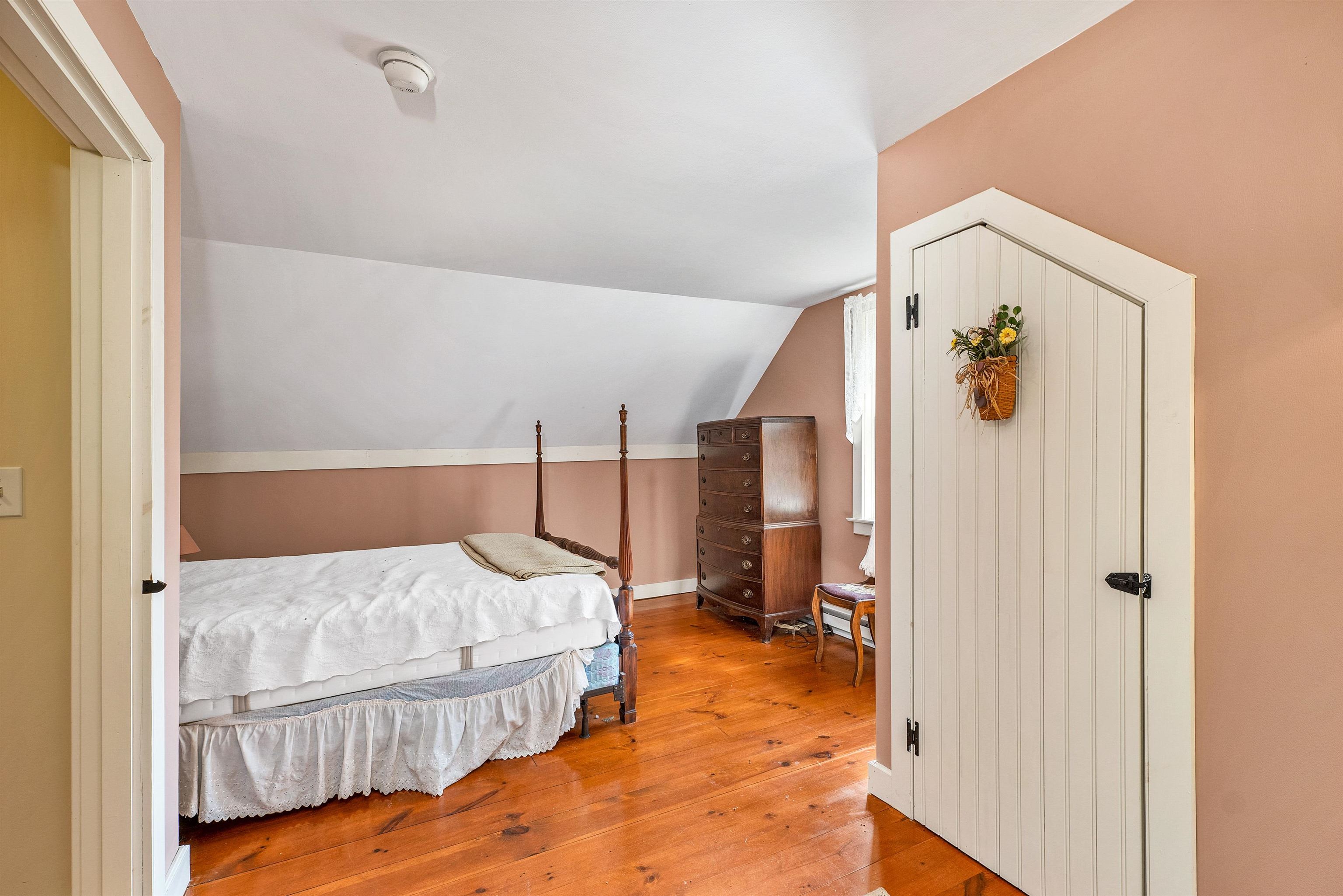 99 Clark Road Tilton, NH 03276 - Photo 11 of 40