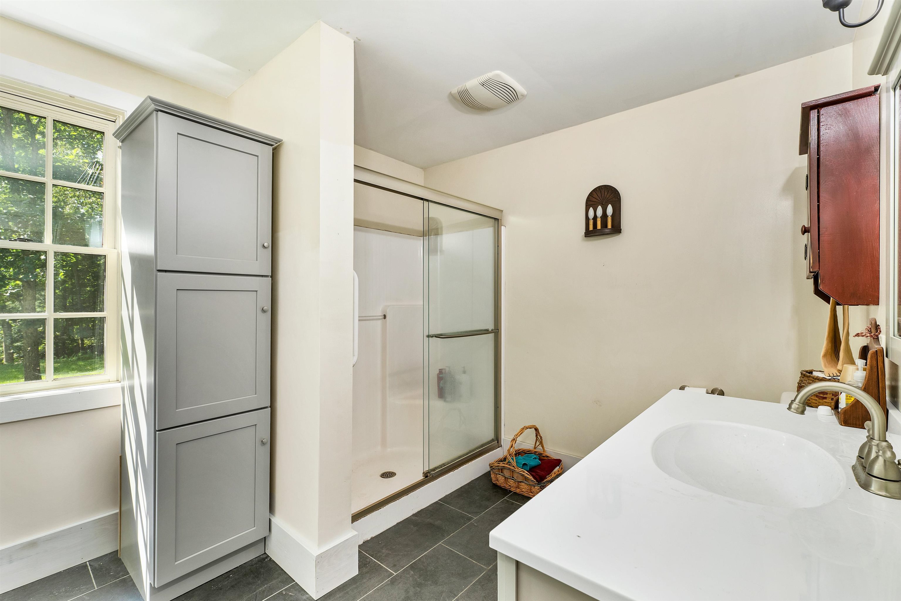 99 Clark Road Tilton, NH 03276 - Photo 10 of 40
