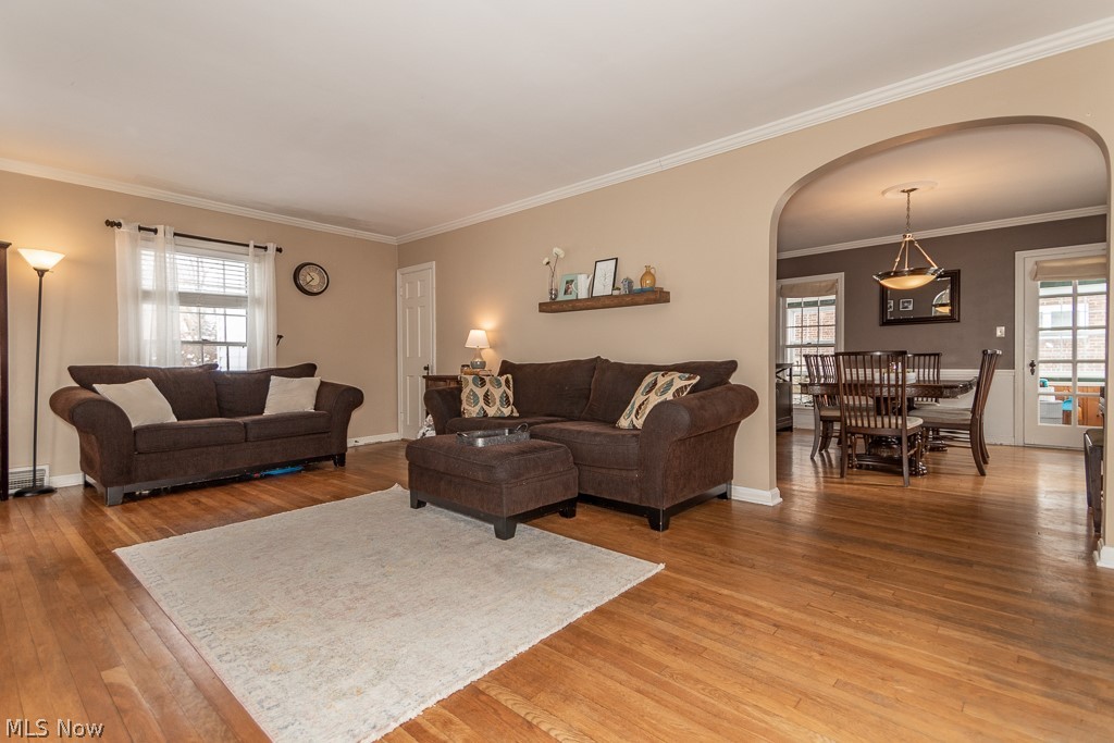 5107 Eastover Road Cleveland, OH 44124 - Photo 6 of 35 Gallery Image 6