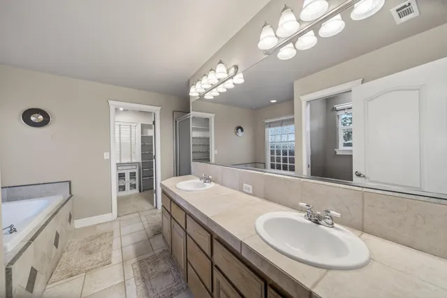 $525,000 | 5890 Shadow Glen Drive, Redding, CA 96003