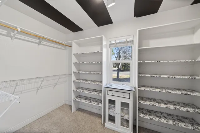 $525,000 | 5890 Shadow Glen Drive, Redding, CA 96003