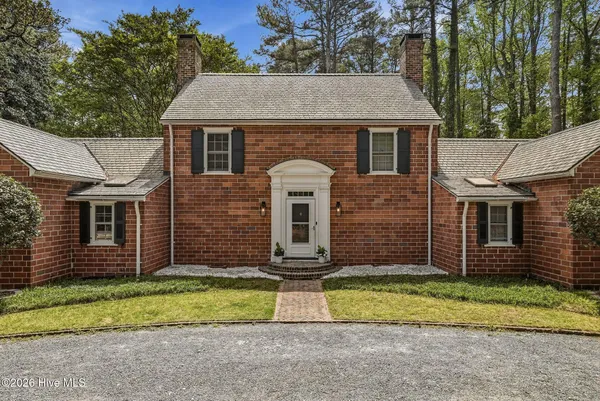 $1,375,000 | 285 North Bethesda Road, Southern Pines, NC 28387