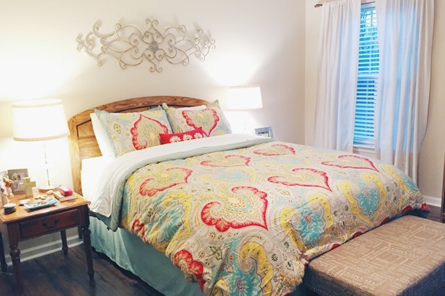 232 Sanders Road Macon, GA 31210 - Photo 29 of 33 a bedroom with a bed and a window