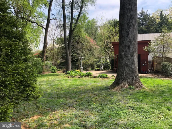 $3,550 | 545 Beall Avenue, Rockville, MD 20850