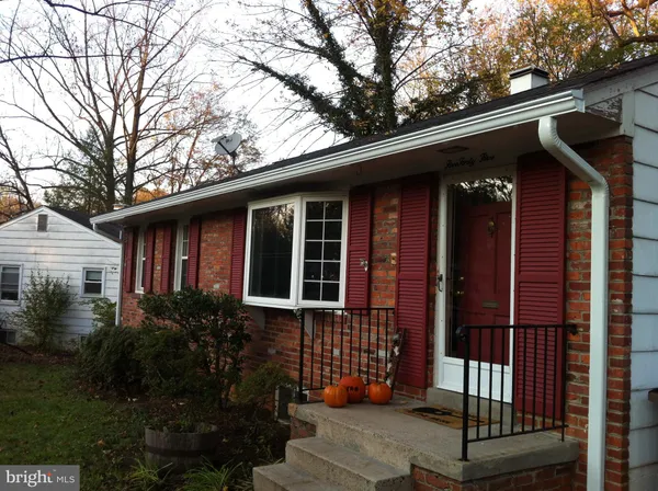 $3,550 | 545 Beall Avenue, Rockville, MD 20850
