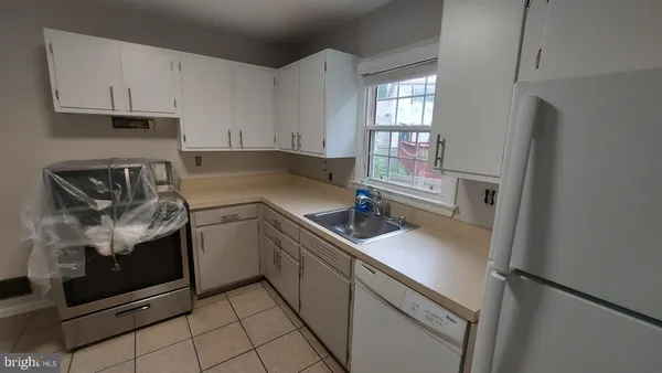 $3,550 | 545 Beall Avenue, Rockville, MD 20850