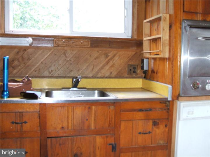 36 Gradwell Avenue Maple Shade, NJ 08052 - Photo 7 of 23