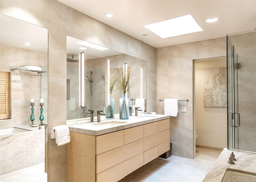 560 Orchid Lane Del Mar, CA 92014 - Photo 14 of 25