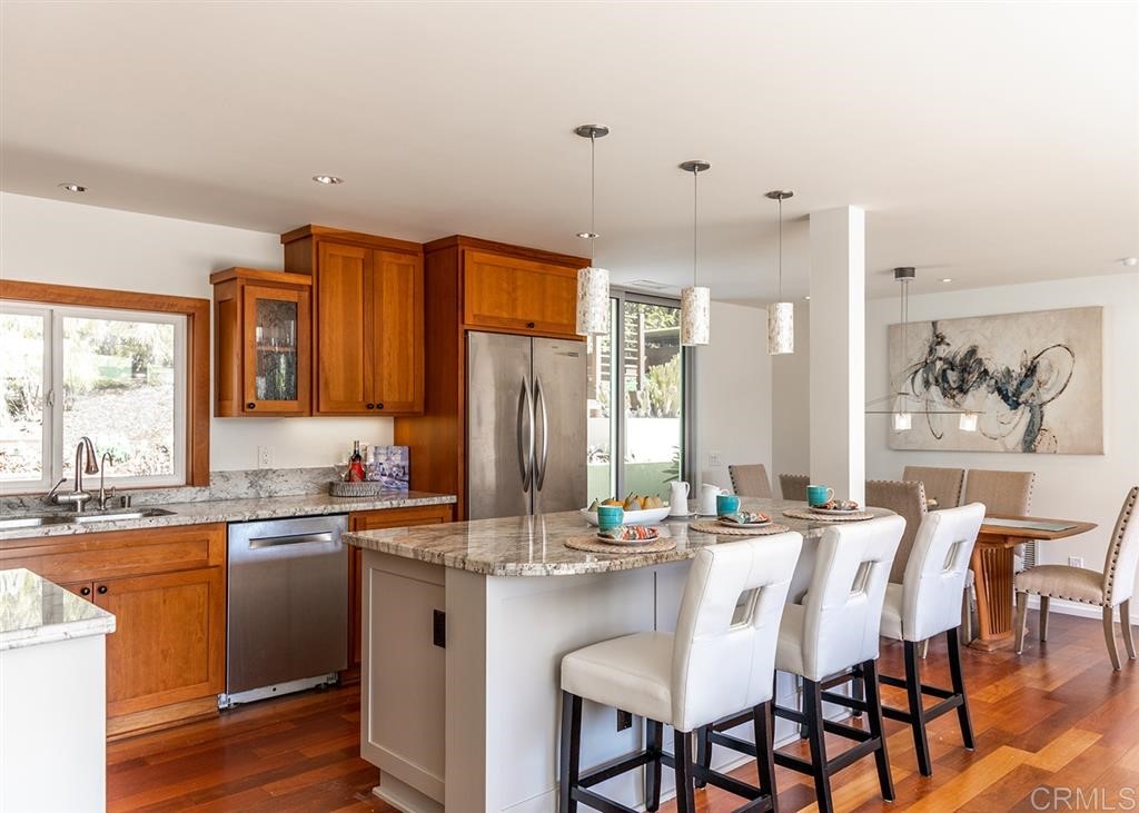 560 Orchid Lane Del Mar, CA 92014 - Photo 9 of 25