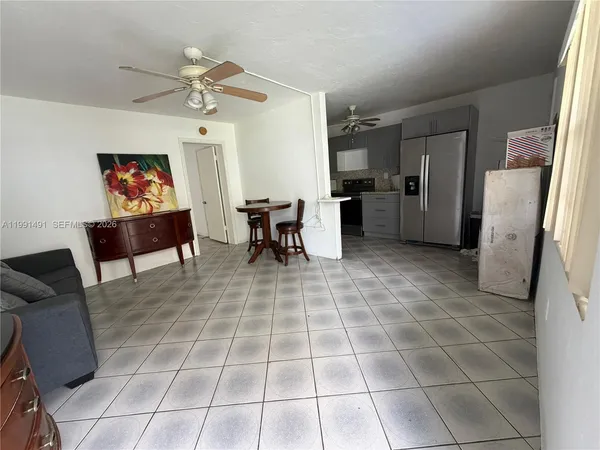 $1,600 | 4550 Southwest 67th Avenue, Unit 6, Miami, FL 33155