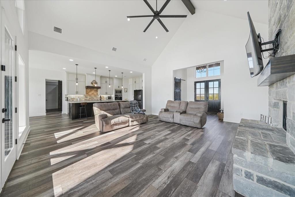 170 Dollie Road Grandview, TX 76050 - Photo 7 of 30