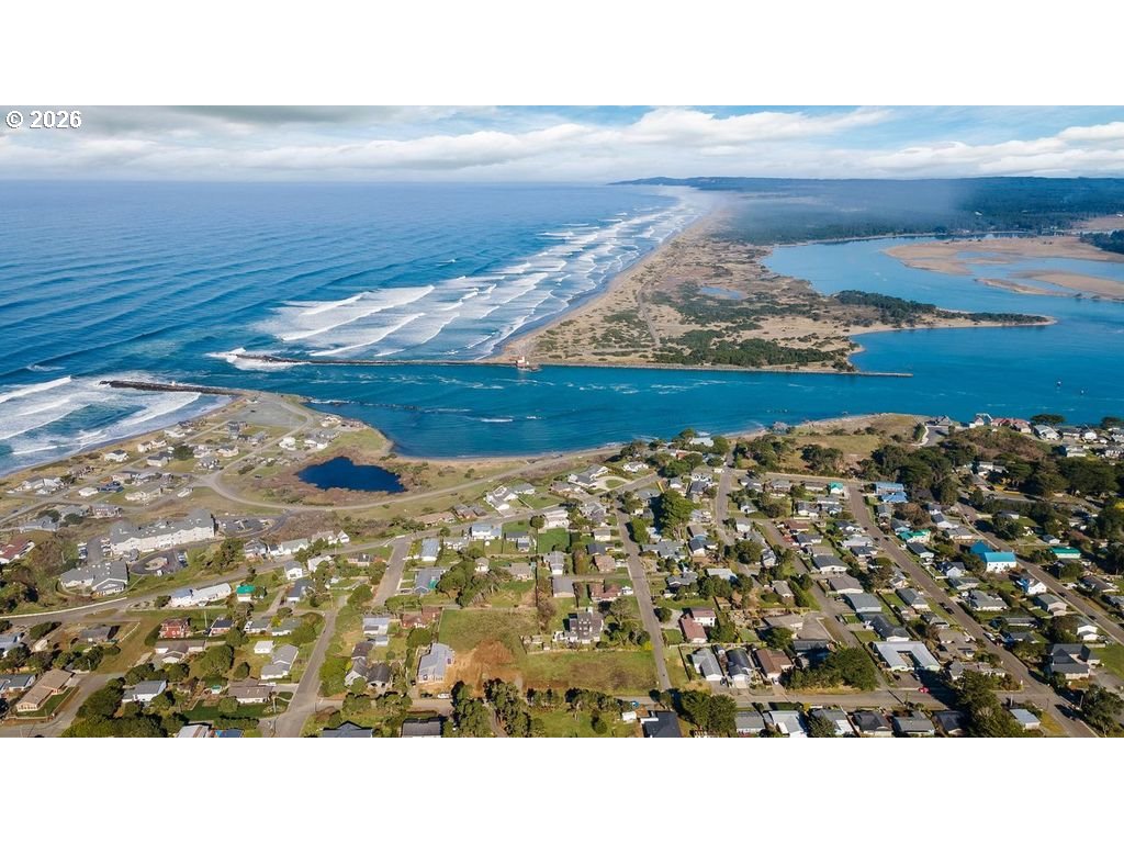 Southwest Eighth At Harrison Bandon, OR 97411 - Photo 7 of 10