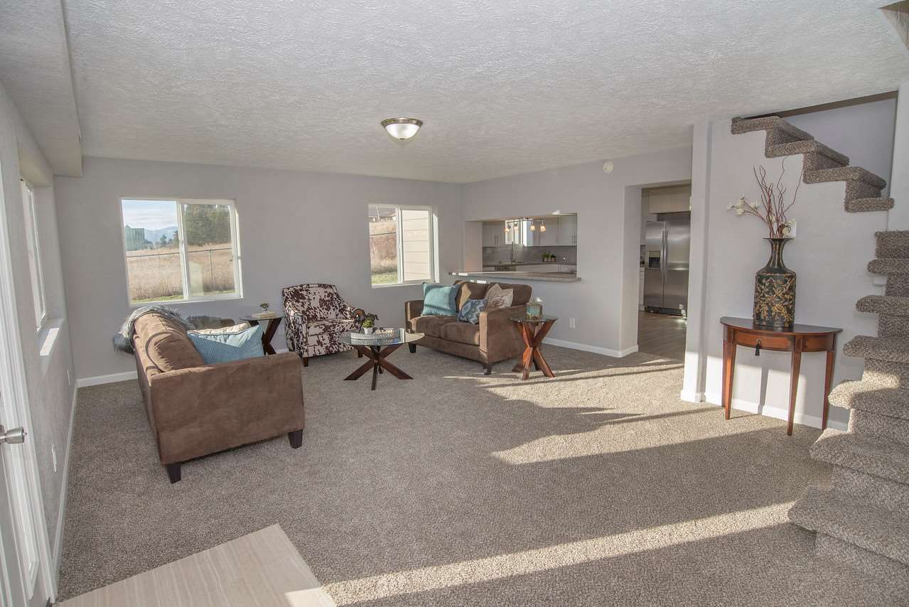 32619 North Monroe Road Deer Park, WA 99006 - Photo 2 of 20 Gallery Image 2