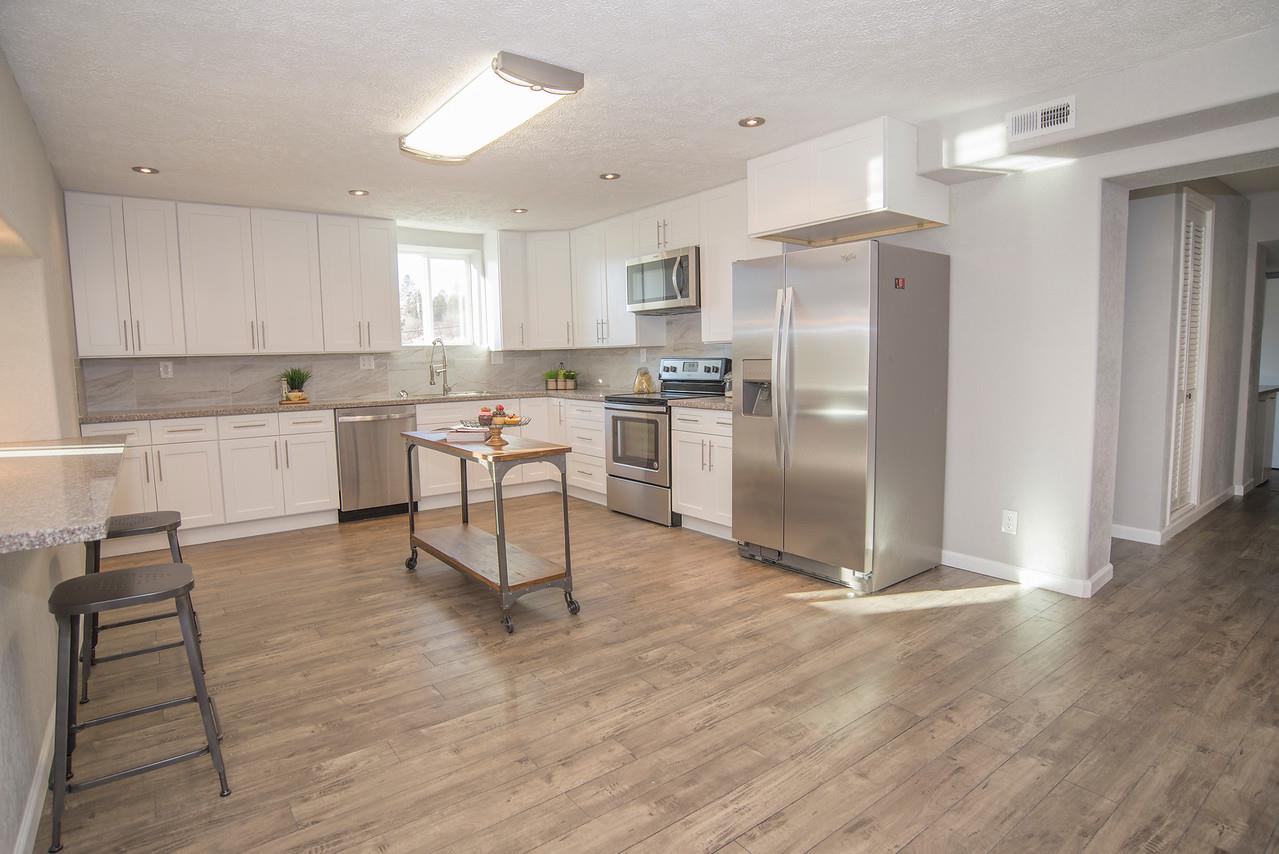 32619 North Monroe Road Deer Park, WA 99006 - Photo 6 of 20 Gallery Image 6