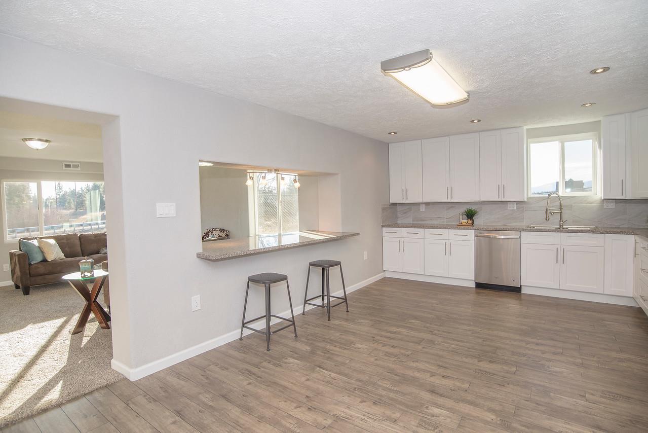 32619 North Monroe Road Deer Park, WA 99006 - Photo 7 of 20 Gallery Image 7