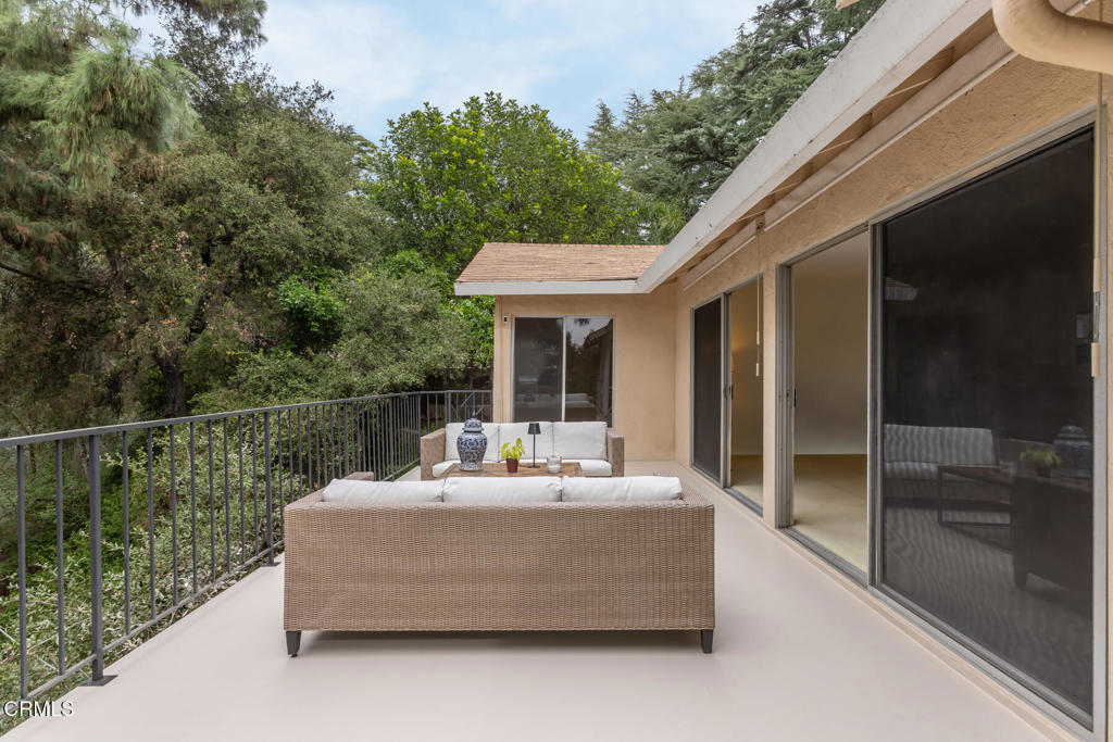 5209 Alta Canyada Road La Canada Flintridge, CA 91011 - Photo 36 of 44 5209AltaCanyadaRd-57