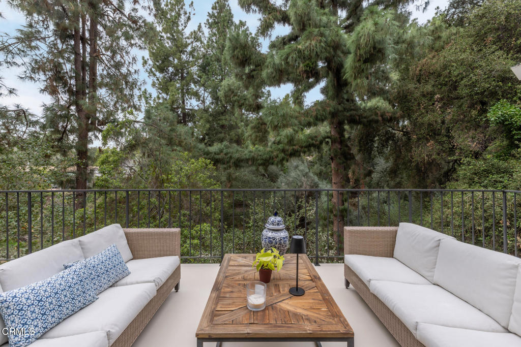 5209 Alta Canyada Road La Canada Flintridge, CA 91011 - Photo 37 of 44 5209AltaCanyadaRd-60