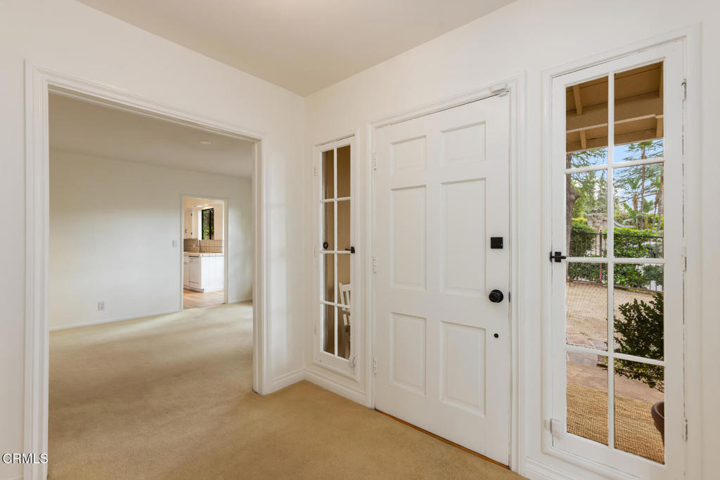 5209 Alta Canyada Road La Canada Flintridge, CA 91011 - Photo 7 of 44 5209AltaCanyadaRd-14