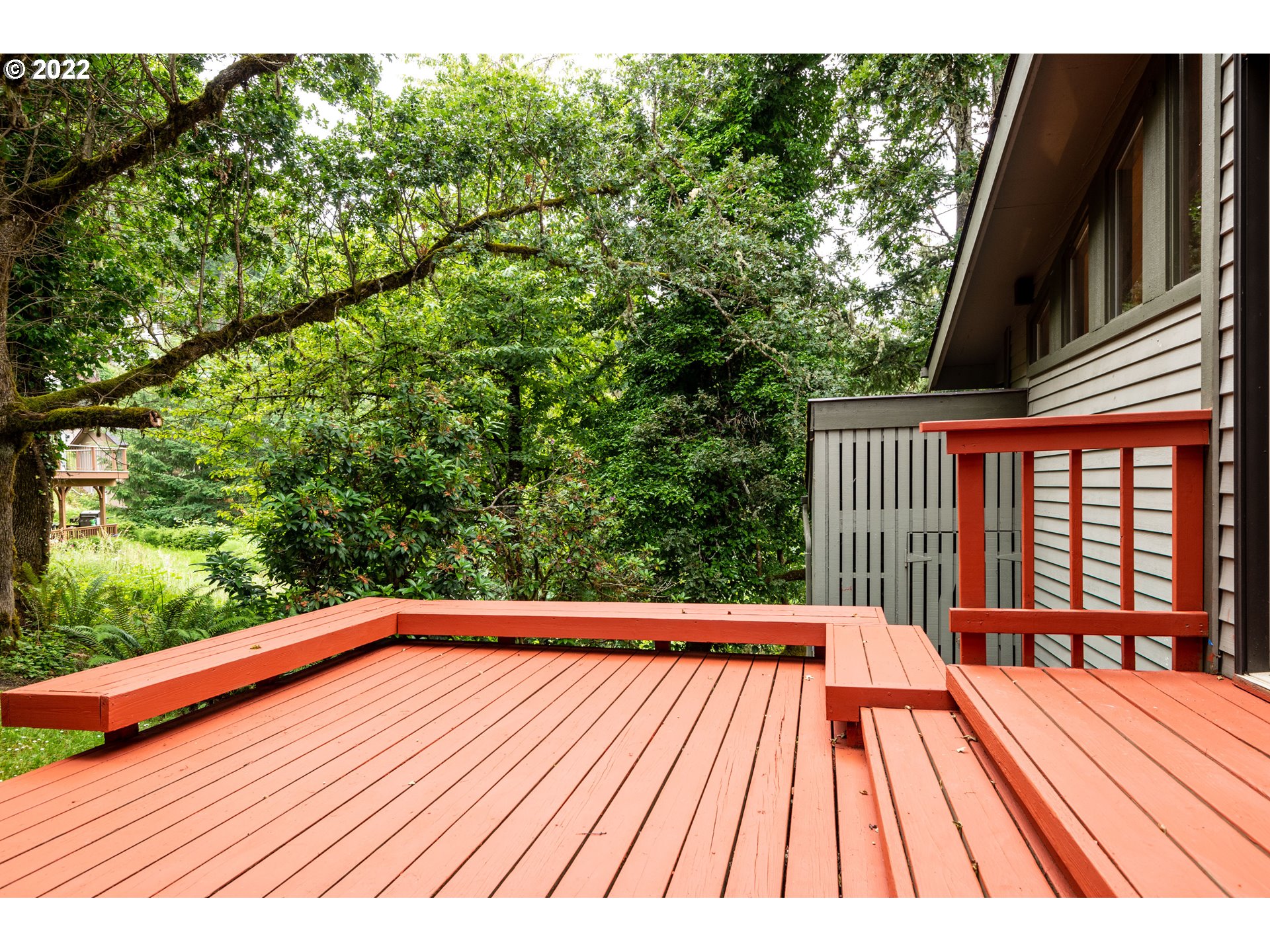 635 Startouch Drive Eugene, OR 97405 - Photo 25 of 28 a view of balcony with wooden floor and fence