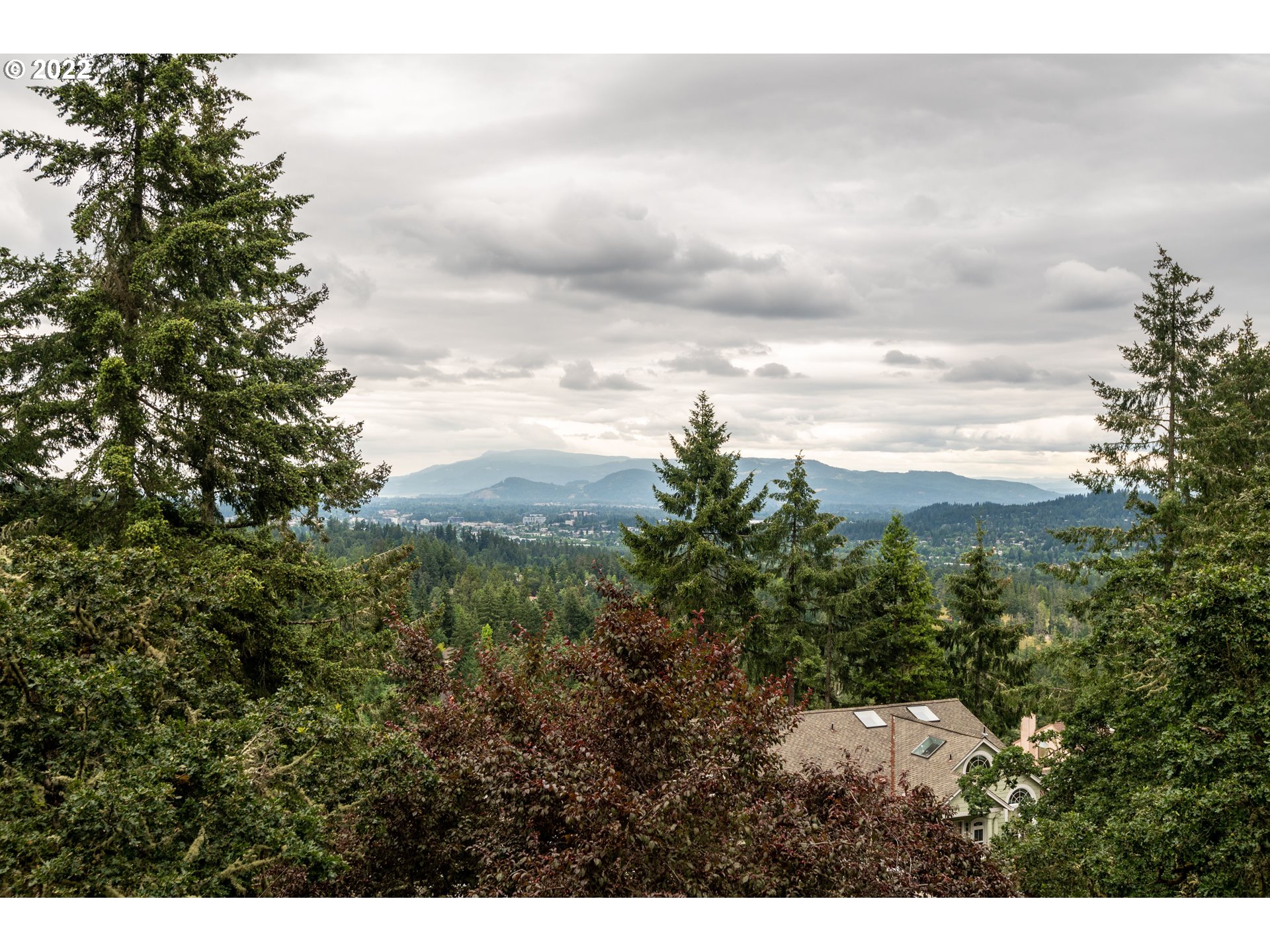 635 Startouch Drive Eugene, OR 97405 - Photo 27 of 28 a view of sunset