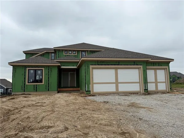 $791,950 | 2813 Northeast 102nd Street, Kansas City, MO 64155