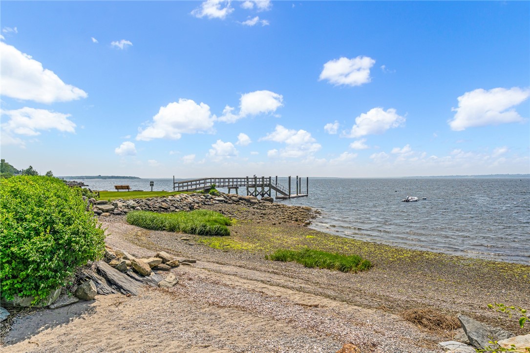 506 Clarks Row Bristol, RI 02809 - Photo 41 of 45