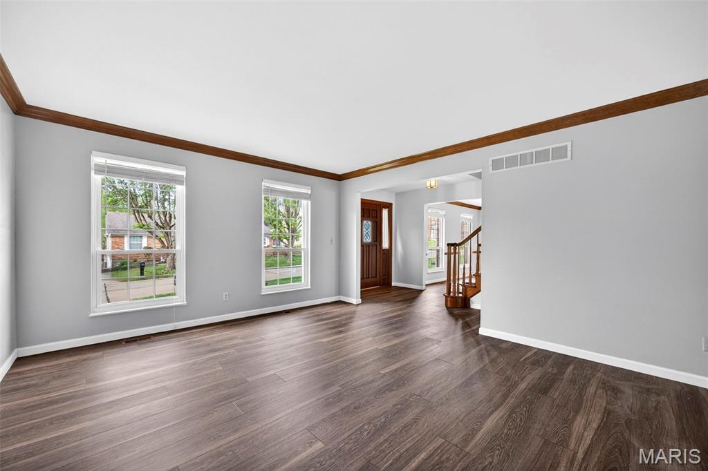 842 Ridgetop Circle St. Charles, MO 63304 - Photo 13 of 62