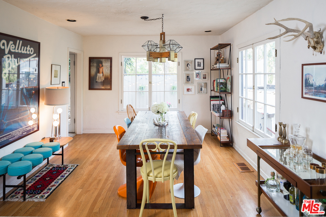 6764 Milner Road Los Angeles, CA 90068 - Photo 6 of 25 Gallery Image 6
