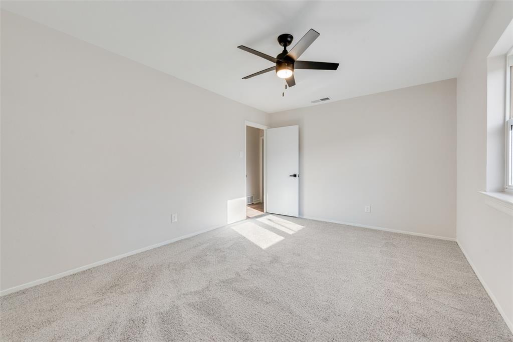 4117 Spokane Street Irving, TX 75062 - Photo 20 of 28 an empty room