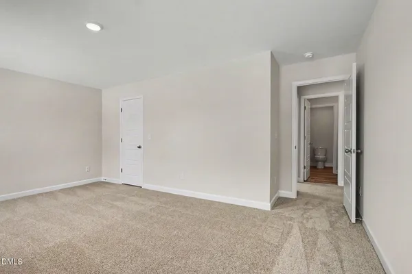 a bathroom with a tub