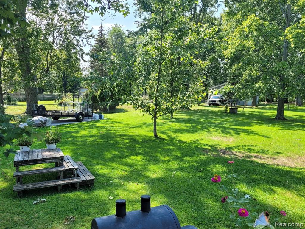 48722 Sugarbush Road Chesterfield, MI 48047 - Photo 36 of 41