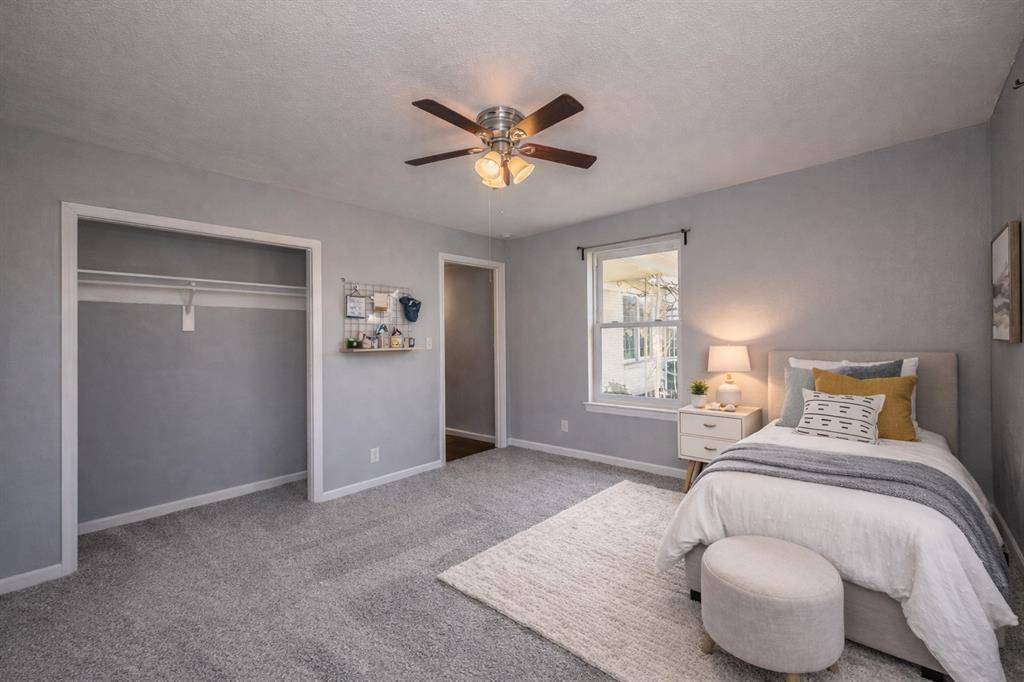 5824 Briarcliff Road Haltom City, TX 76117 - Photo 10 of 40 Secondary bedroom 2