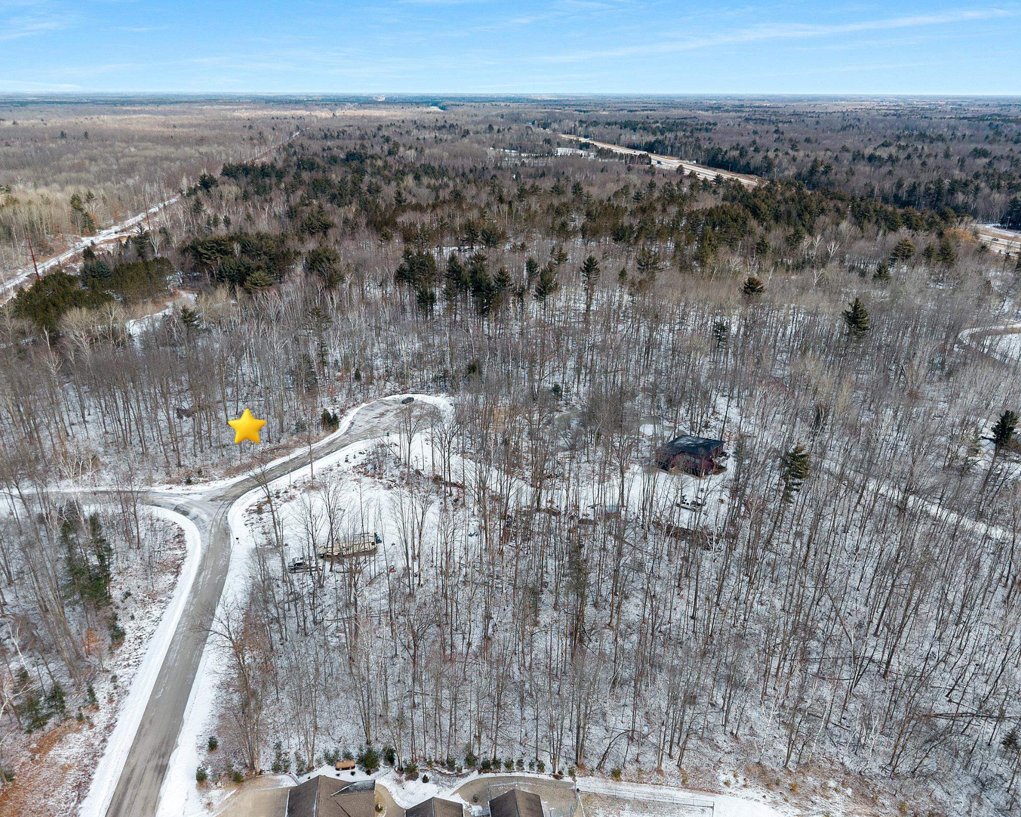 Omega Circle, Unit 12 Abrams, WI 54101 - Photo 5 of 8
