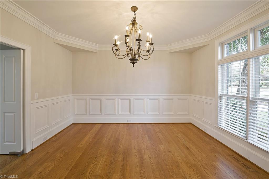 132 Windrush Road Winston-Salem, NC 27106 - Photo 3 of 49 Gallery Image 3