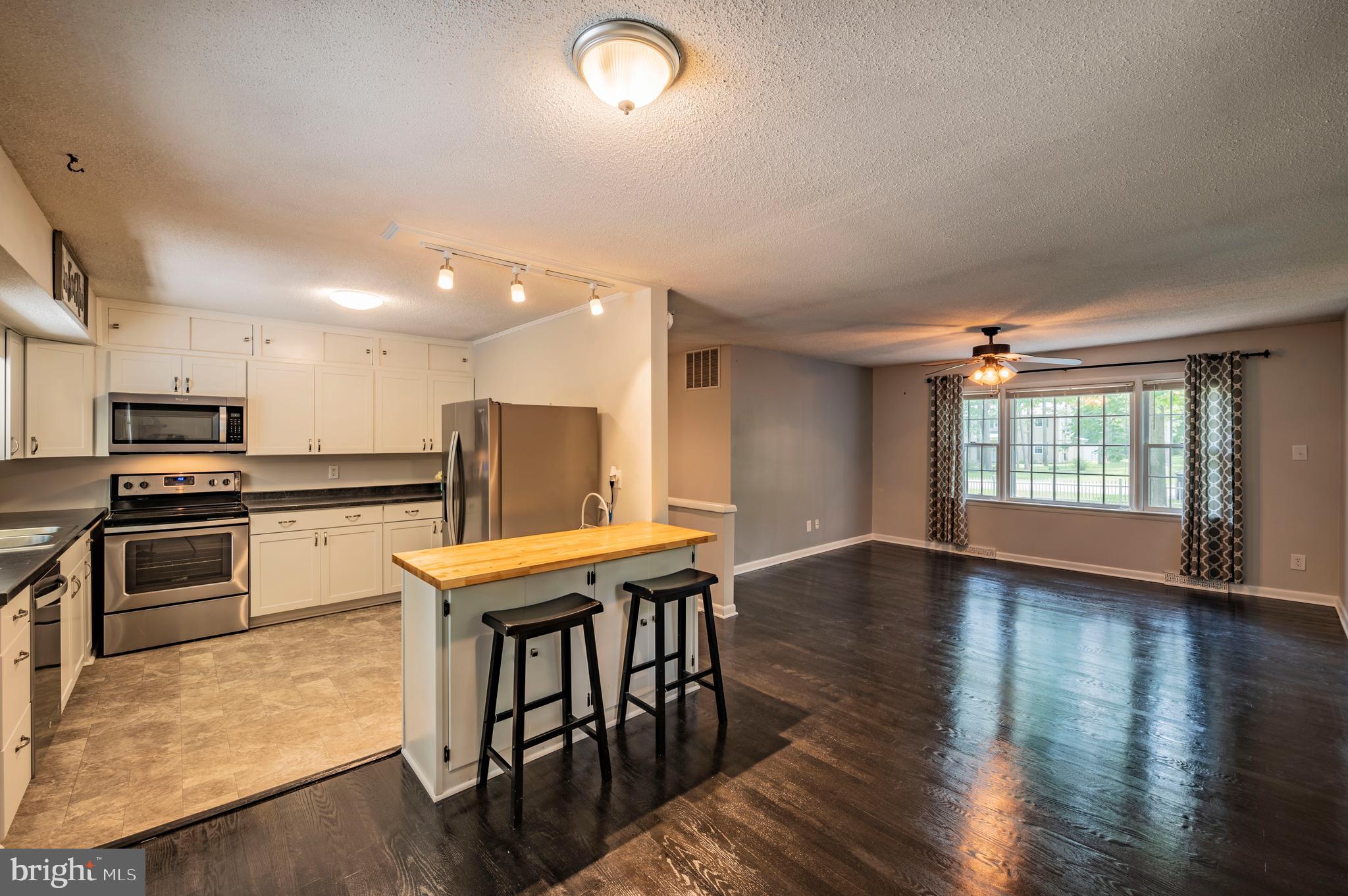 24670 Morgan Road Hollywood, MD 20636 - Photo 25 of 65 Remodeled Kitchen facing Living Room
