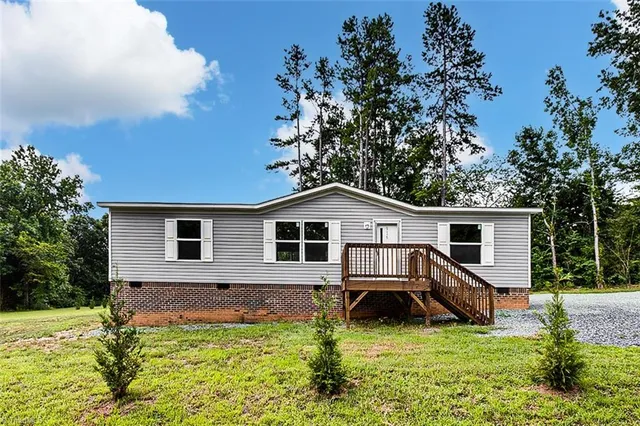 $220,000 | 916 South Creek Court, Asheboro, NC 27205