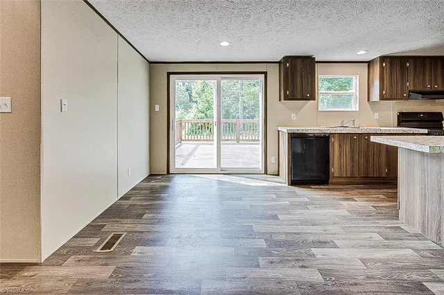 $220,000 | 916 South Creek Court, Asheboro, NC 27205