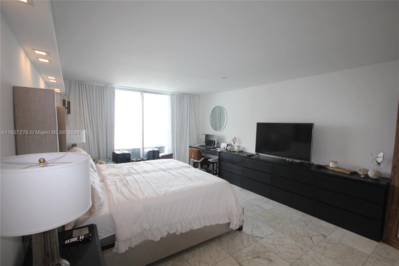 5151 Collins Avenue, Unit 933 Miami Beach, FL 33140 - Photo 13 of 62