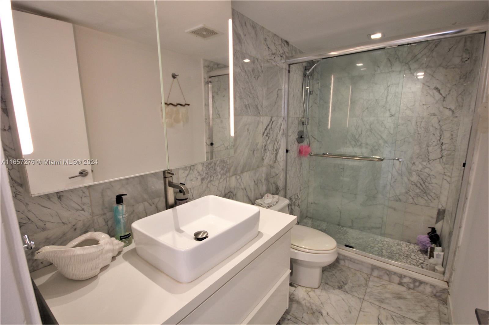 5151 Collins Avenue, Unit 933 Miami Beach, FL 33140 - Photo 14 of 62