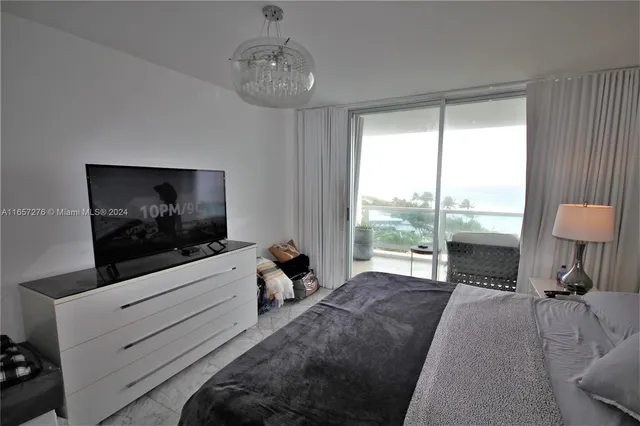 $7,000 | 5151 Collins Avenue, Unit 933, Miami Beach, FL 33140