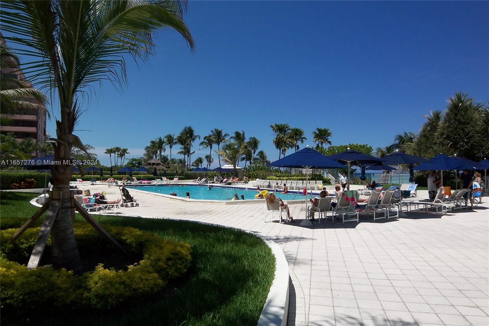 5151 Collins Avenue, Unit 933 Miami Beach, FL 33140 - Photo 31 of 62